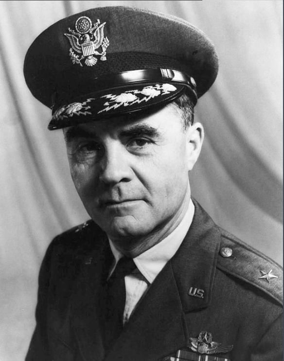 日本要求美国投原子弹的飞行员道歉,飞行员一