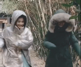 赵丽颖张慧雯斗舞真相是什么?终于真相了,原来是这样!(图2) 赵丽颖张慧雯斗舞真相是什么?终于真相了,原来是这样!(图2)