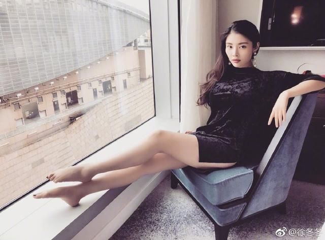 宅男女神柳岩、王李丹妮、林志玲、蓝燕,还是