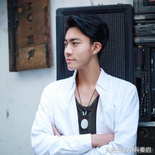 王者荣耀:虎牙心态粉丝突破三百万,他会成为下