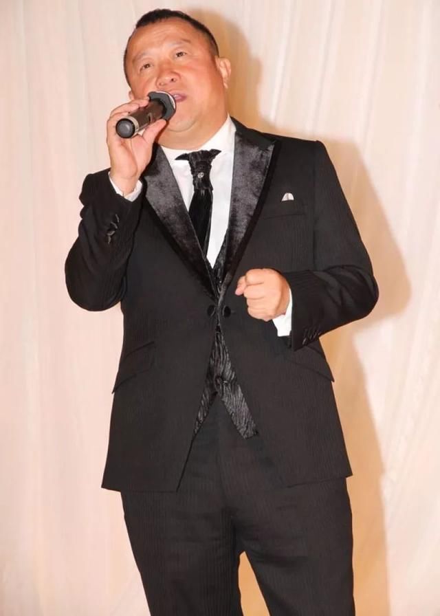 65岁"镇台之宝"遭tvb下令封杀 被指:看不起tvb