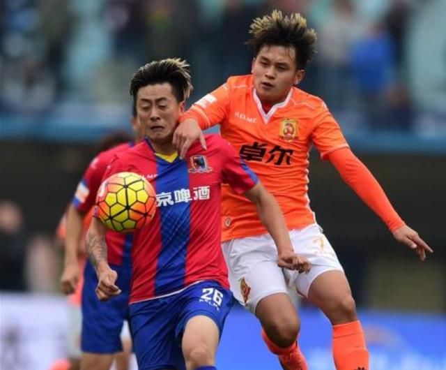 中国足球奇闻:喜欢混在低级别联赛,不想冲超,葫