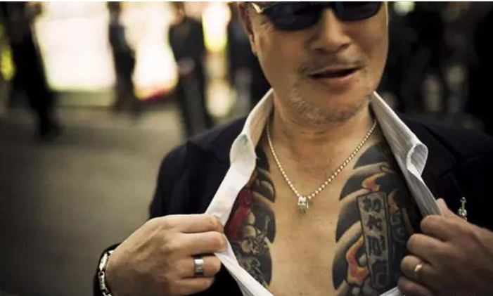 为什么日本有8万多个黑帮成员,治安状况却是全