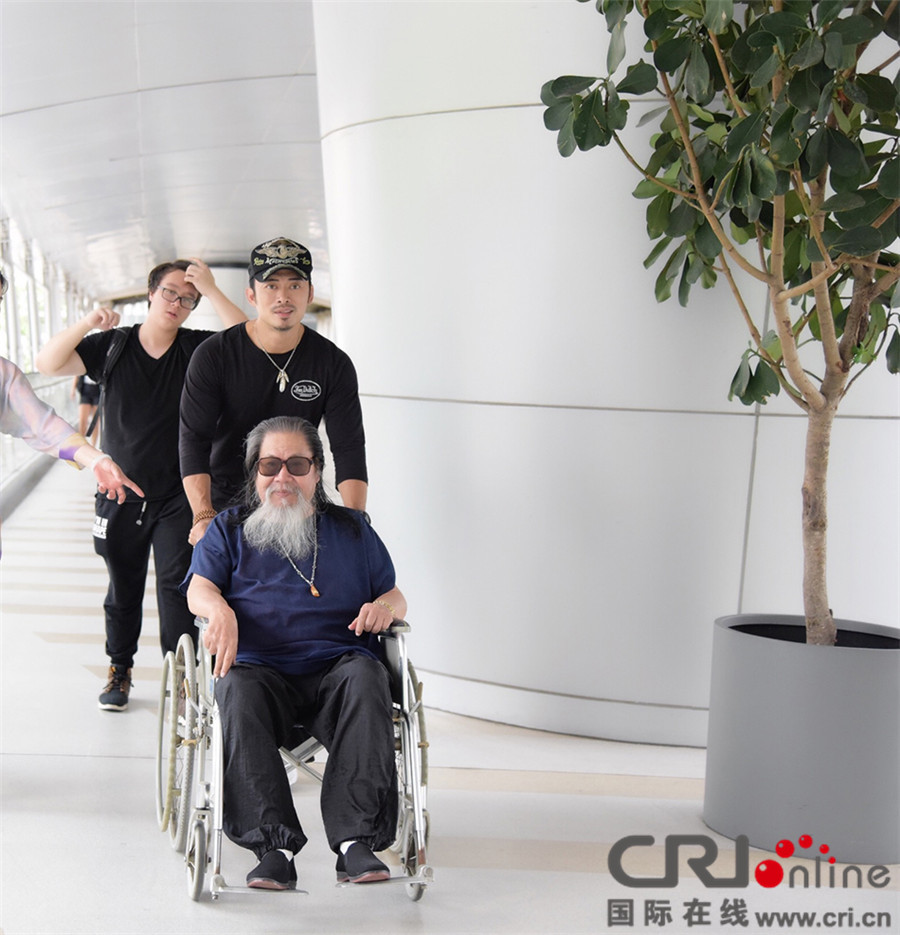 樊少皇樊梅生罕见同框 功夫世家传承武林精神