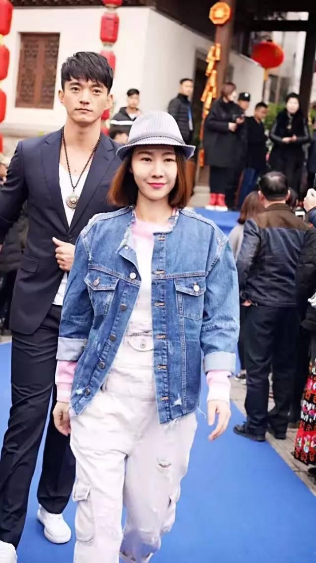 《天下第一镖局》贵州凯里隆重开机著名打星张宝雯应邀出席