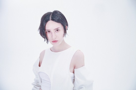 尚雯婕献唱金庸《新侠客行》片尾曲 声线再现