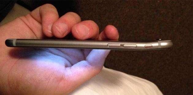 魅蓝S6弯了!网友发文:好难受!要换魅蓝E3吗?