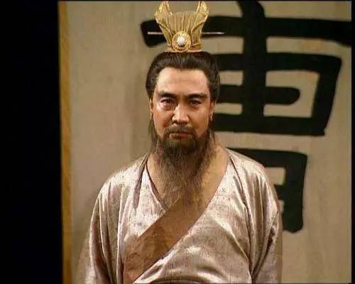 值得一提的是,他们都是"高干子弟",出身军政世家,背景深厚.