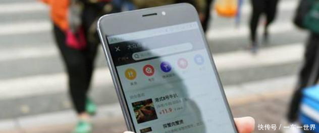 一个人不拉黑你也不删你,偏偏屏蔽你,你知道是