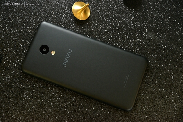 火拼红米4a 魅蓝a5开箱图赏:质感赞