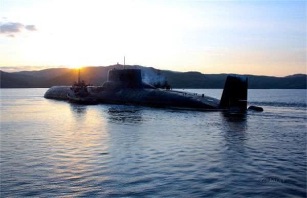 全世界核潜艇最大下潜深度,俄罗斯1250米,美国
