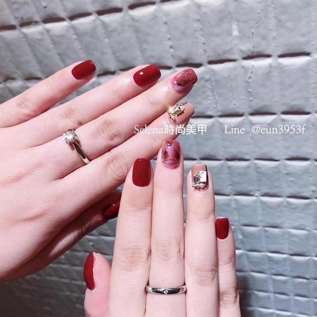 2018年大热的红色系列美甲款式