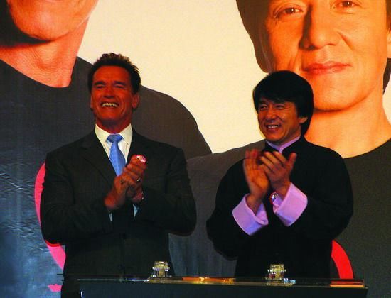 成龙和各国领导人合影:每张都面带笑意,印尼总