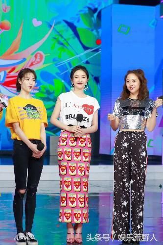 真是厉害唐艺昕!和迪丽热巴同穿一件衣服,连女