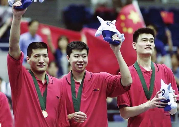 老球迷才认识，20世纪中国篮球震惊世界的中锋