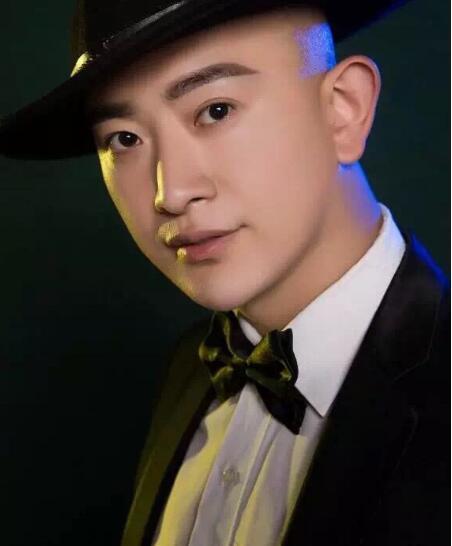 著名反串演员王帅荣获第十五届中国公益形象大