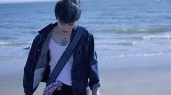 左拥郭碧婷、右抱刘亦菲,曾轶可才是真正的女