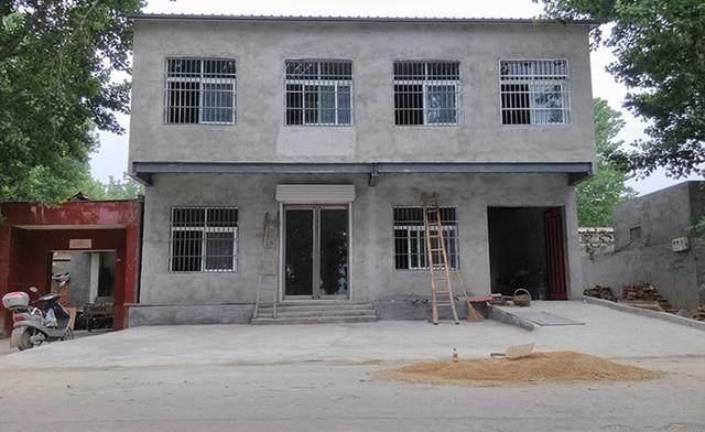 河南农村20W轻钢自建房 某天拆除卖废铁也能