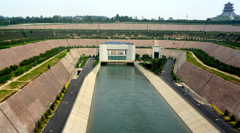 水到渠成共发展——两条母亲河在此相会 大国重器显神威 水到渠成共发展——两条母亲河在此相会 大国重器显神威