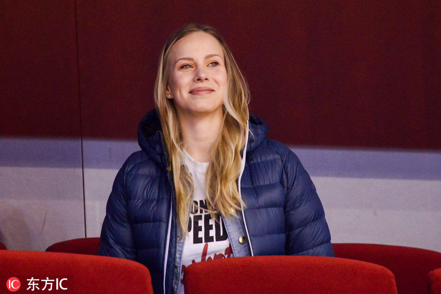 平心而论 莫泰妻子是不是cba最美太太?