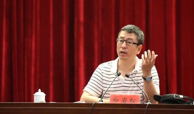 一针见血!国足无缘世界杯,白岩松用六字说明了