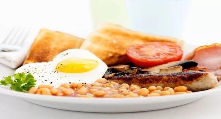 如何用英式英语谈论食物和饥饿