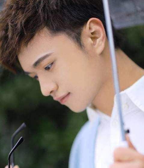 王者荣耀:剑仙李白满血被太乙真人秒,剑仙要哭