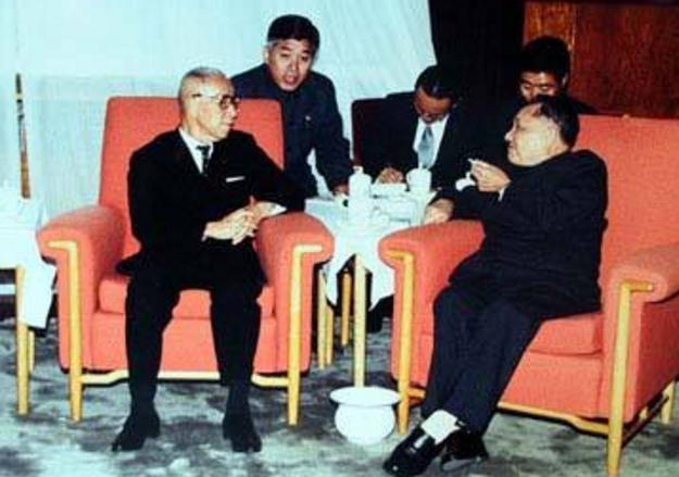 他出身贫寒只读了4年小学,后来成日本最有钱的