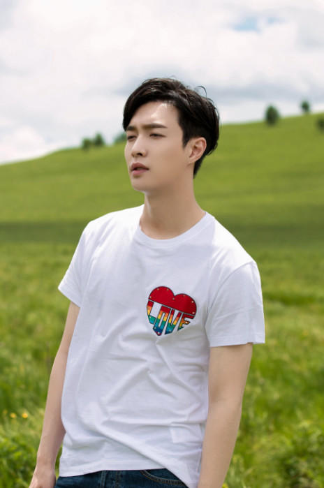 全国各省的颜值担当,湖南有张艺兴,北京有鹿晗