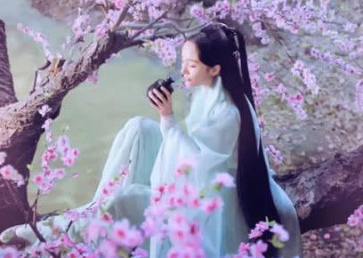 7位古装美人坐姿对比,热巴第5,刘诗诗力压李沁