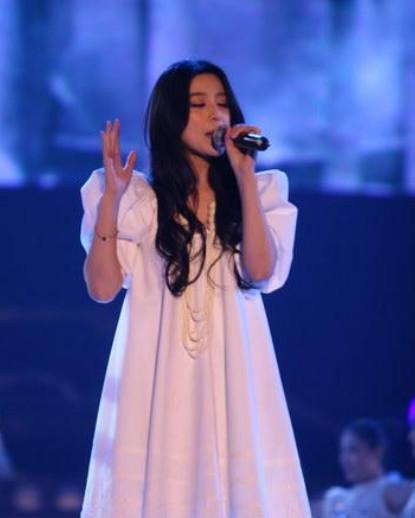 那英戒指被顺走景是假唱导火索,把林志玲喝进