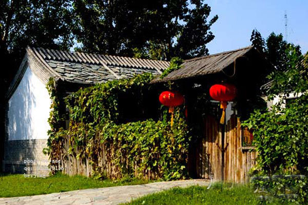 北沟村:长城脚下国际文化新村