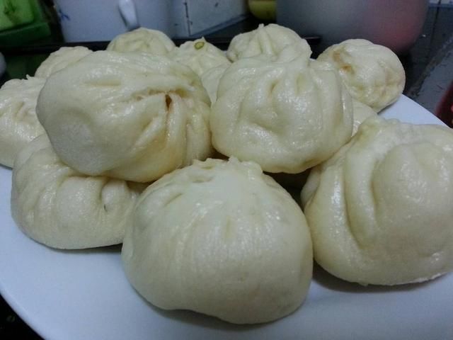 为什么星级酒店肉包子蒸熟后,肉馅能成一坨肉