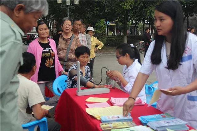 建水县2018年基本公共卫生服务项目宣传月活