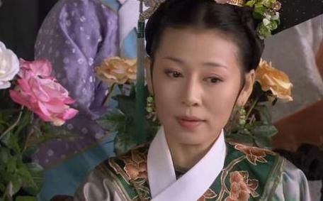 《甄嬛传》皇上对齐妃说你挡着朕的光了,齐妃