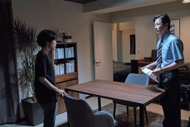 血缘与亲情之间是否存在必然联系!