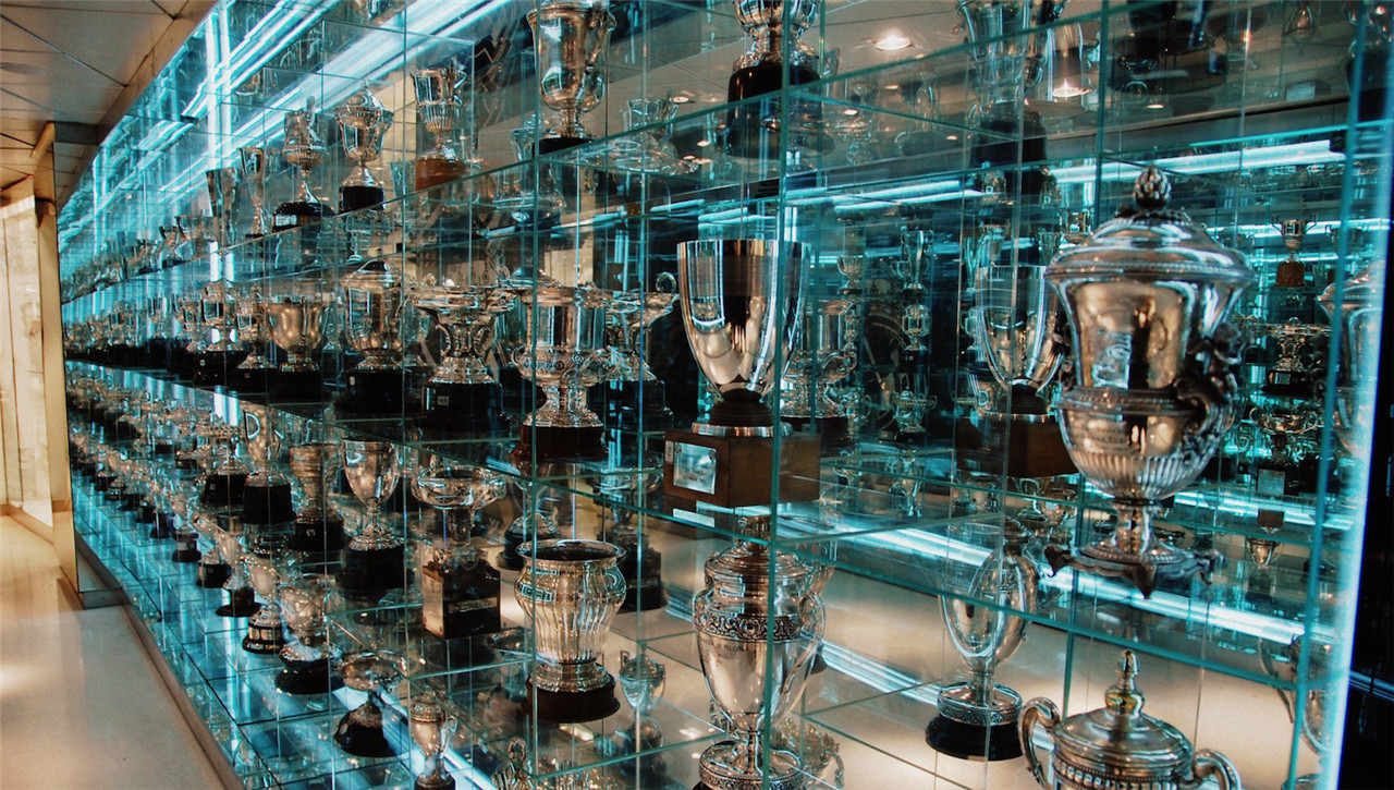 现如今使用中的伯纳乌美景——博物馆奖杯陈列厅