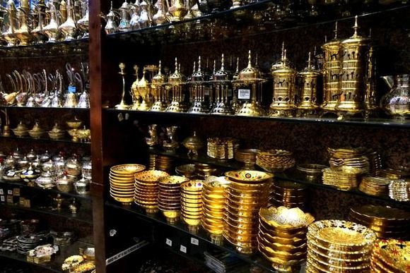 你被骗了多久?去迪拜发现,遇到豪车的概率还没