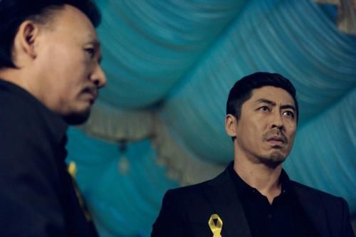 娱乐圈满族贵族后裔:吴京是甄嬛后人,那英搁古