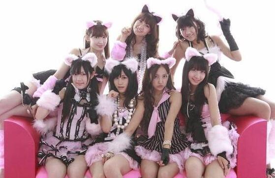 AKB48来华遭抵制 粉丝夺旗用日语进行辱骂