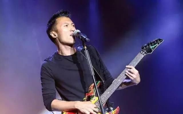 2018《中国新歌声》定档7月13号首播,新晋导