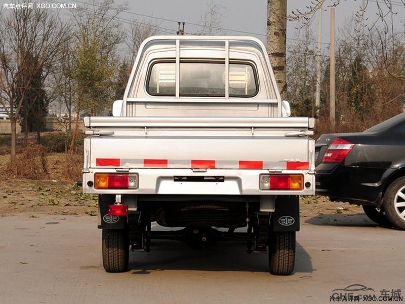 一汽佳宝T51能拉多少吨 2.55万承载能力碾压同级 一汽佳宝T51能拉多少吨 2.55万承载能力碾压同级