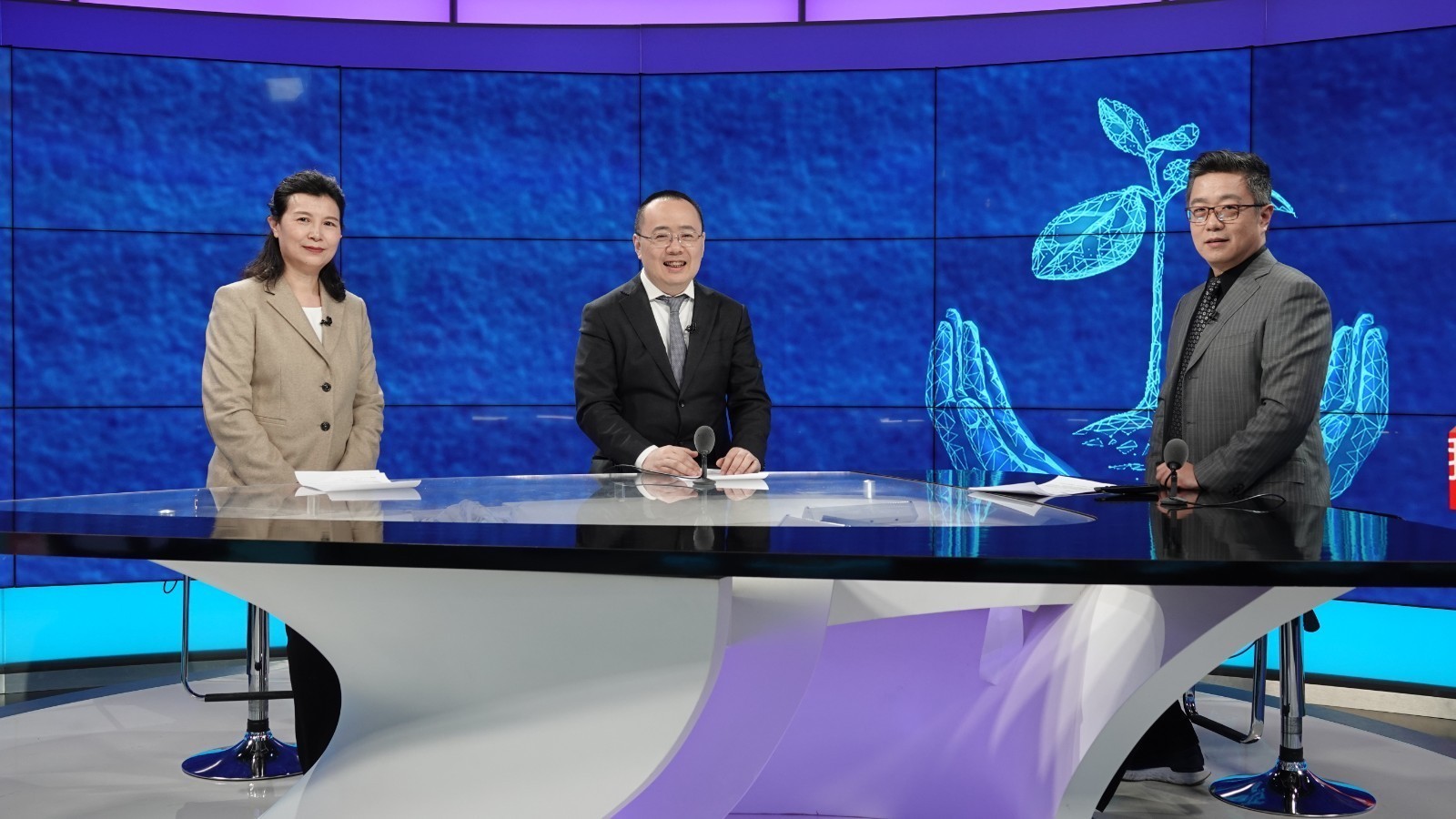 成长不焦虑【1月30日节目完整视频】 成长不焦虑【1月30日节目完整视频】