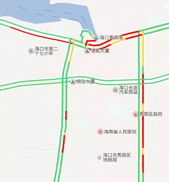 游客讲述海南堵车之夜：不到10公里 走了一晚上
