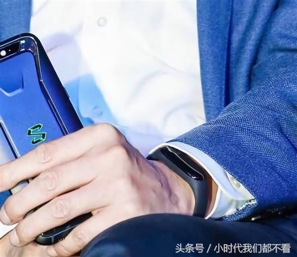 小米手环3黑科技新功能,快丢掉小米手环2吧!