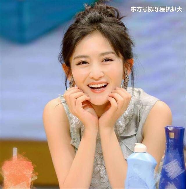 谢娜生病挂点滴,工作室发文表示心疼,网友:咳嗽