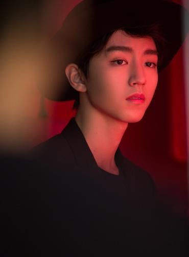 TFBOYS王俊凯18岁以身价2.48亿成富一代,家