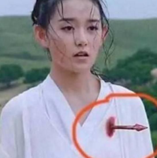 一眼就能看穿的穿帮镜头，导演你走点心吧，哈哈!