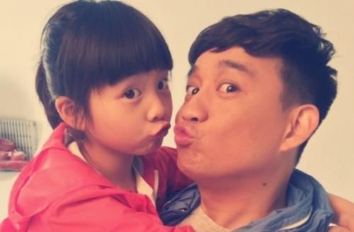 杨幂、黄磊、李湘、田亮,明星的孩子们都念什