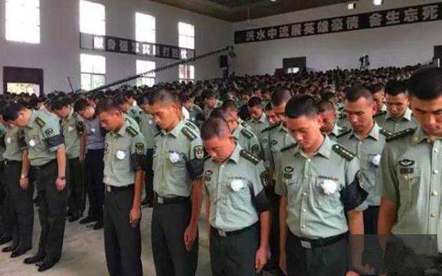 英雄魂归故里万人送行, 22岁军人烈士牺牲后6